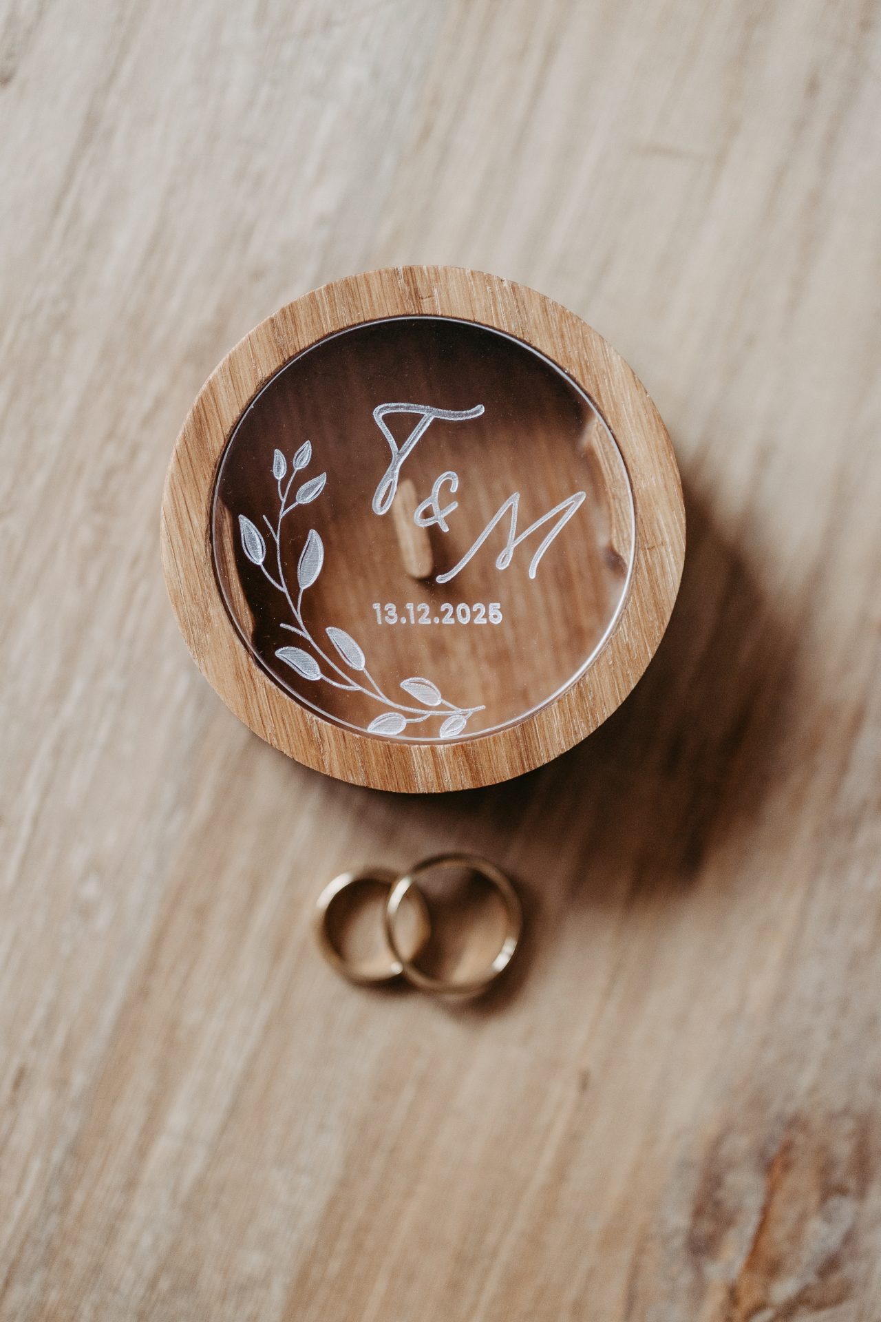 Ringbox aus Eiche geölt – personalisiert – Bild 2